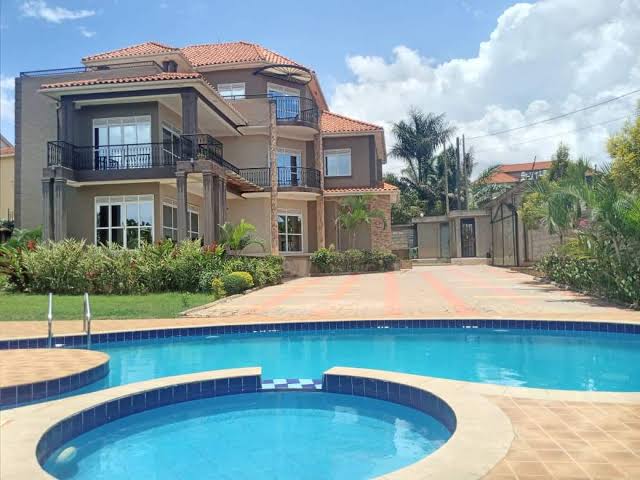 luxurious-house-on-sale-kampala.jpg-min residential house on sale